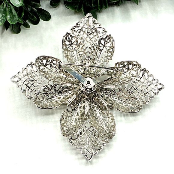Vintage Silver Filigree Flower Brooch With Blue Iridescent Crystal by Celebrity - Picture 5 of 5